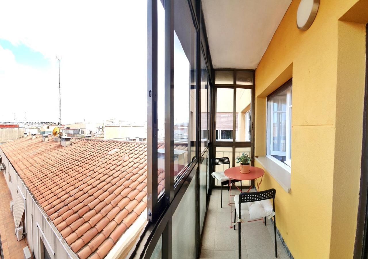 Acojedor Piso Cerca Del Metro Lägenhet Cornellà de Llobregat Exteriör bild